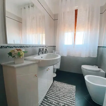 Panorama Apartment *